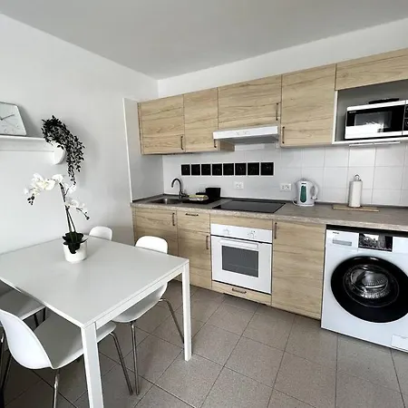 Lola - Cosy & 1 Bedroom شقة تياس