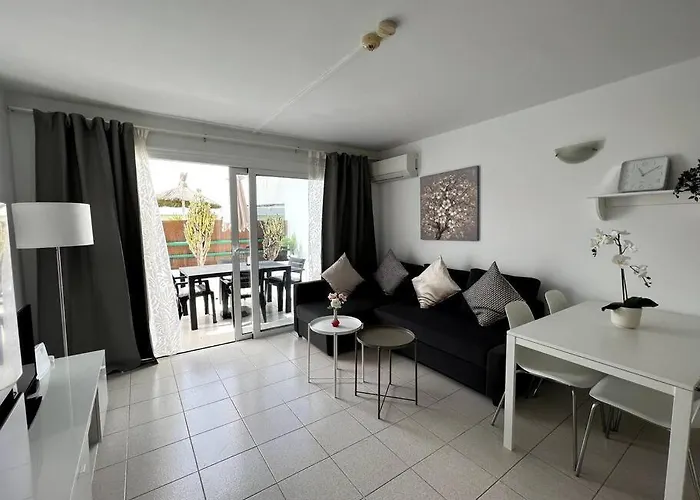 Lola - Cosy & 1 Bedroom