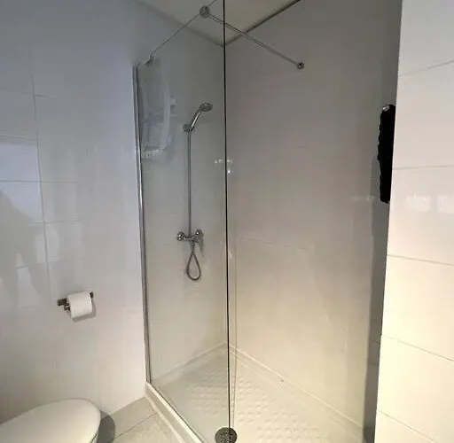 Lola - Cosy & 1 Bedroom * Tias