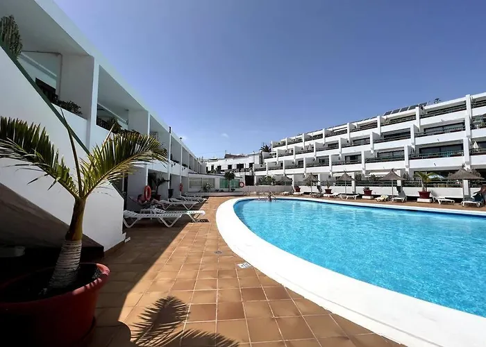 Lola - Cosy & 1 Bedroom Apartment Tias